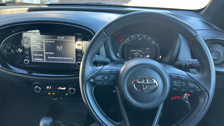 Toyota Aygo X 1.0 VVT-i Edge 5dr Auto Petrol Hatchback